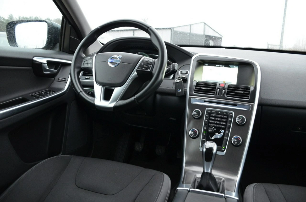 Volvo XC 60 - Zdjęcie 27