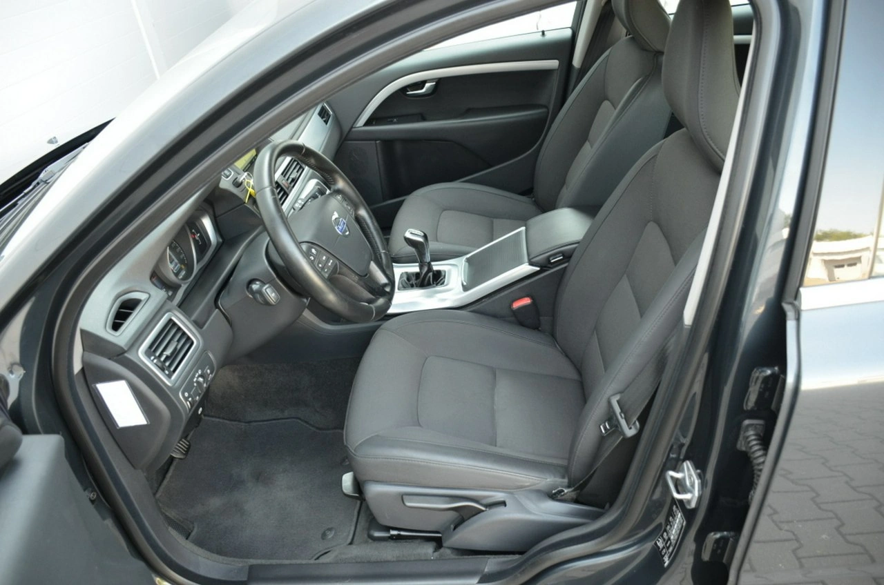 Volvo V70 - Zdjęcie 18