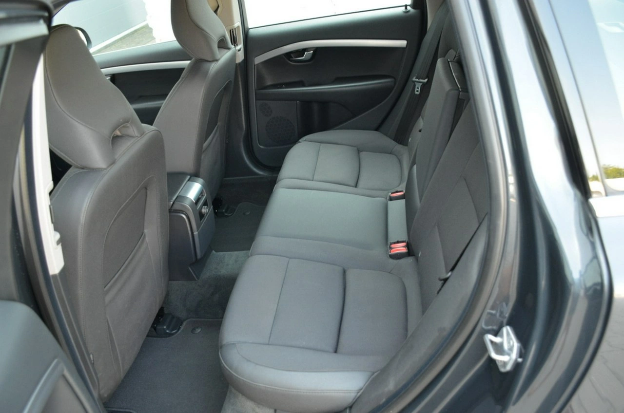 Volvo V70 - Zdjęcie 22