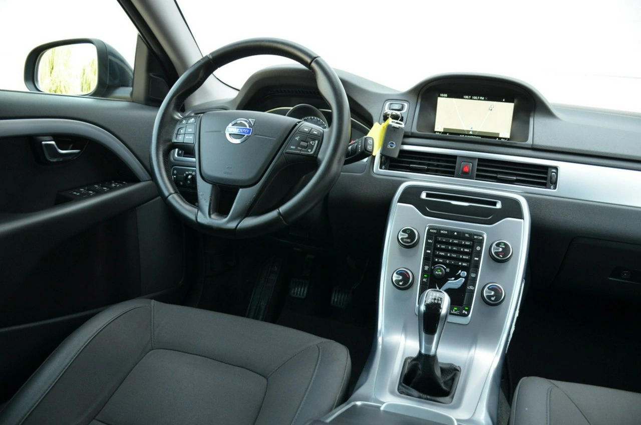 Volvo V70 - Zdjęcie 26
