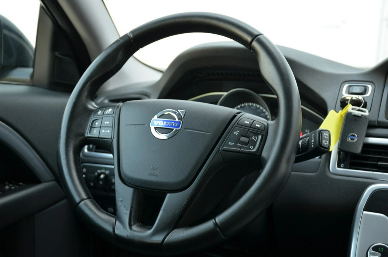 Volvo V70 - Zdjęcie 27
