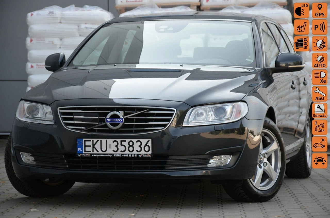 Volvo V70 - Główne zdjęcie