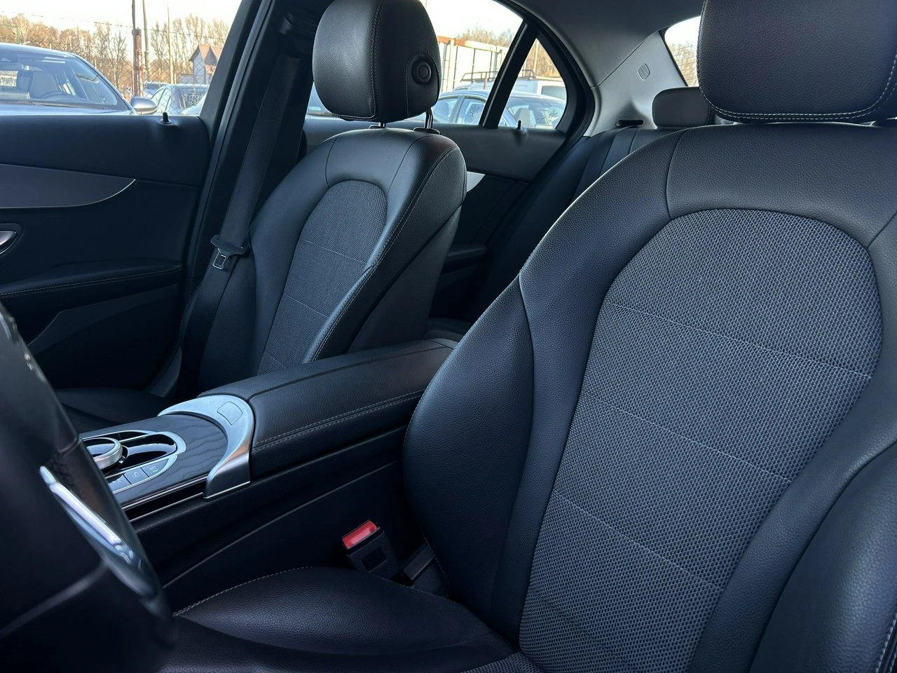 Mercedes C 220 - Zdjęcie 12