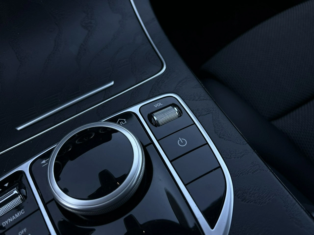 Mercedes C 220 - Zdjęcie 33