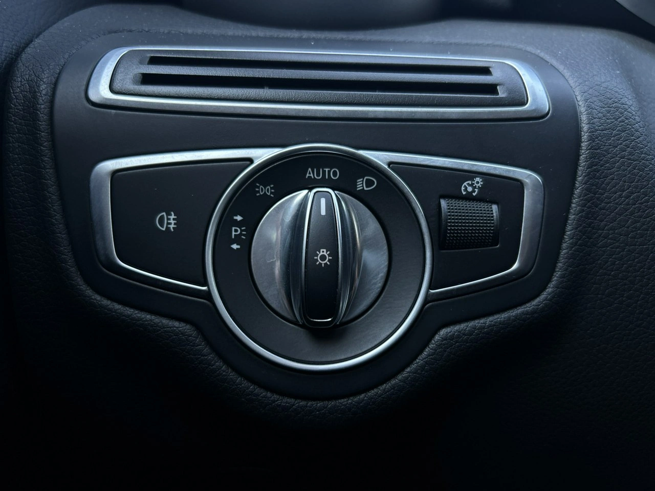 Mercedes C 220 - Zdjęcie 36