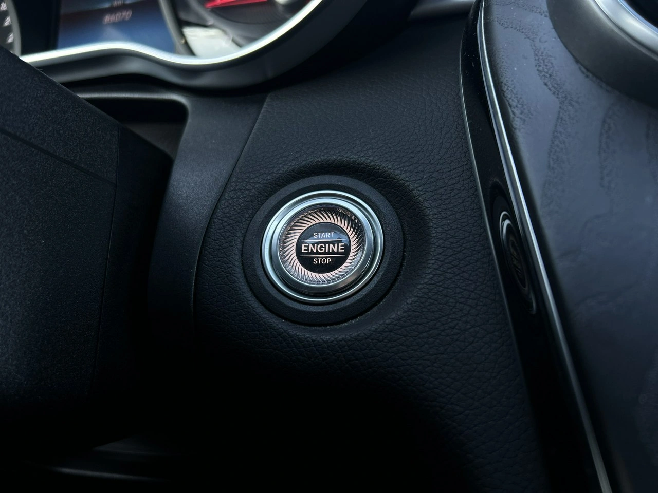 Mercedes C 220 - Zdjęcie 38