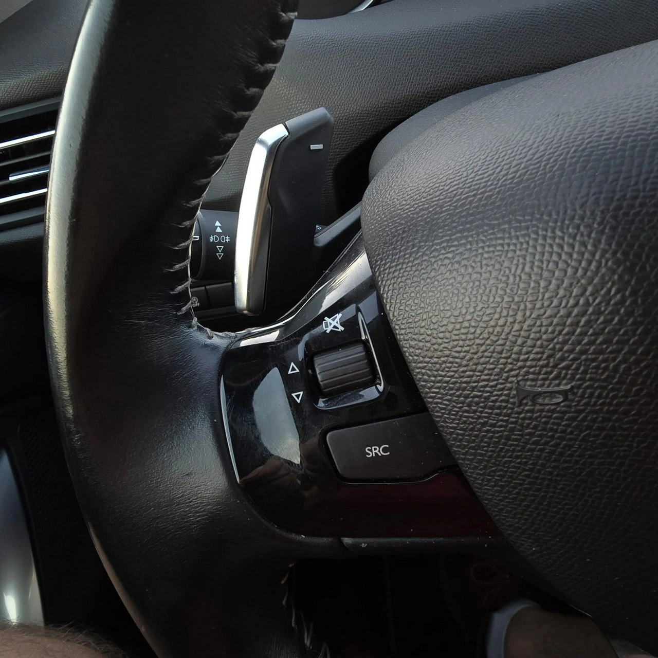 Peugeot 308 - Zdjęcie 29