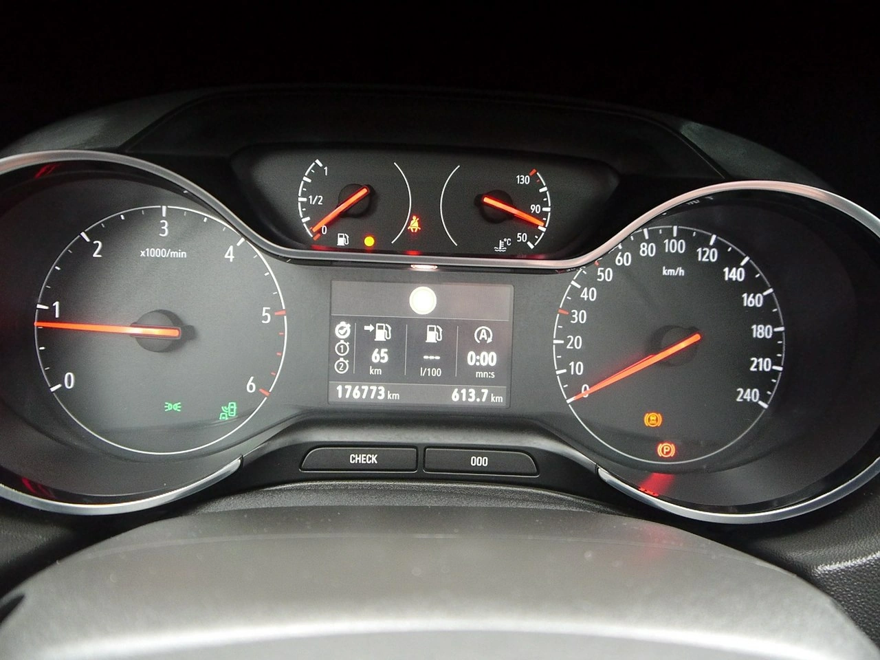 Opel Grandland X - Zdjęcie 18