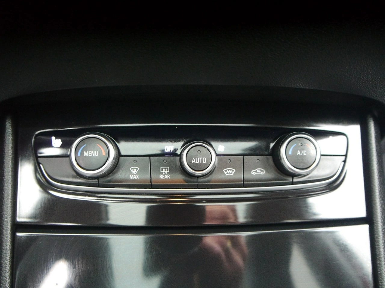 Opel Grandland X - Zdjęcie 22