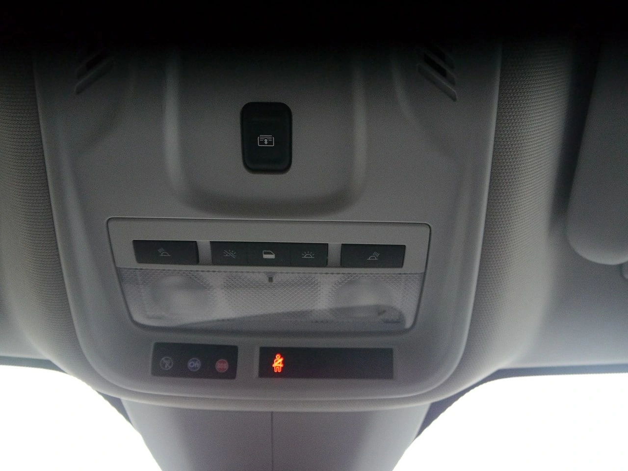 Opel Grandland X - Zdjęcie 35