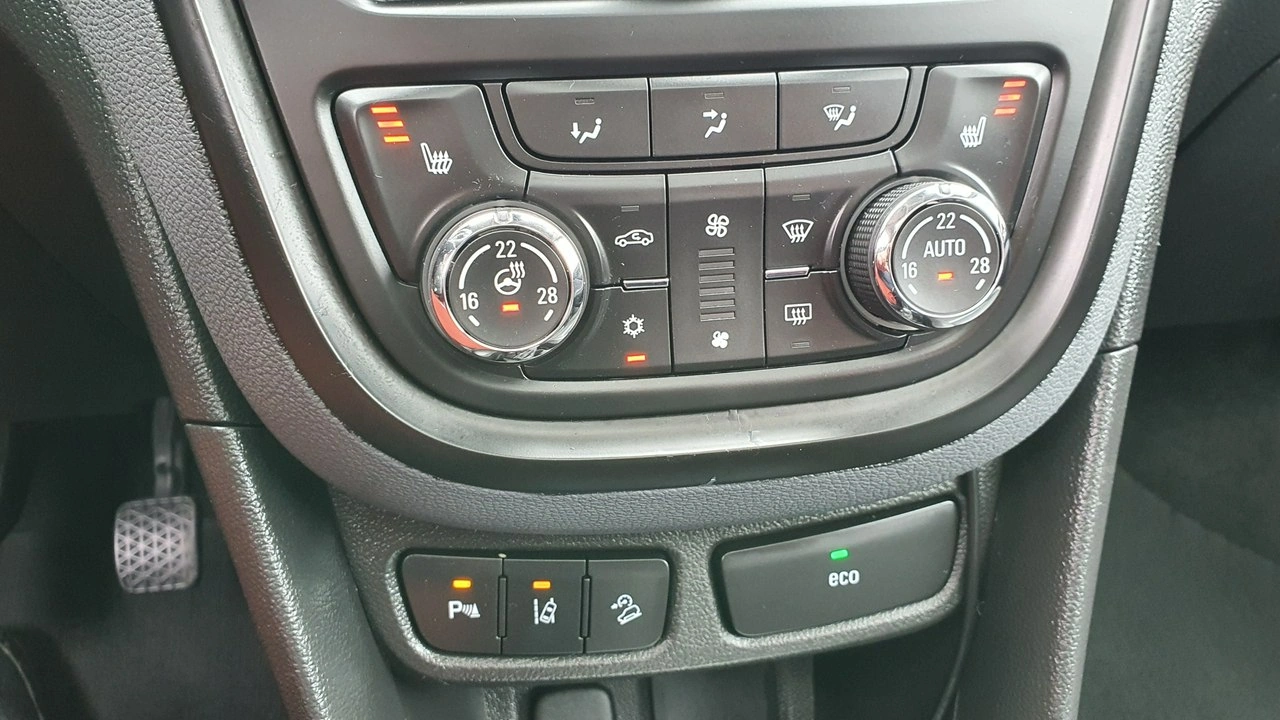 Opel Mokka - Zdjęcie 23