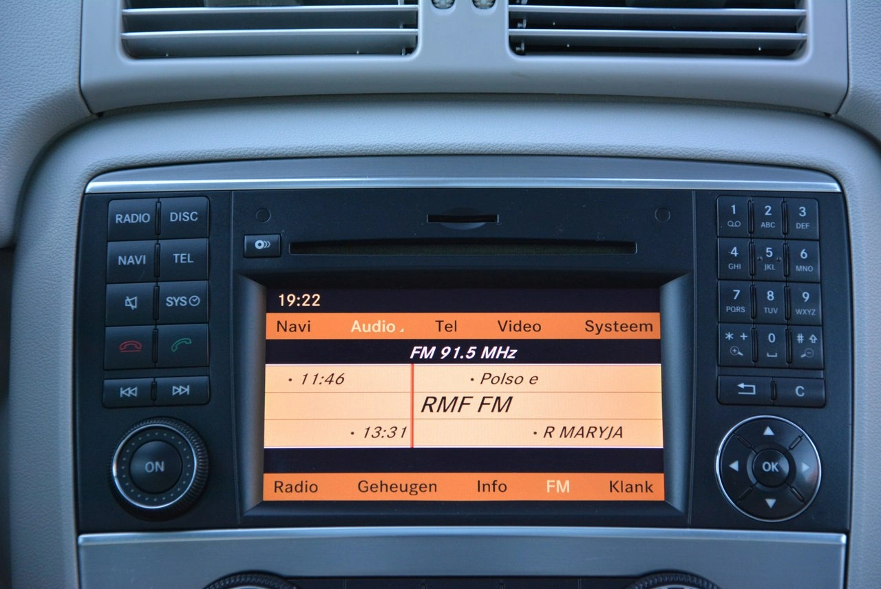 Mercedes R 350 - Zdjęcie 32