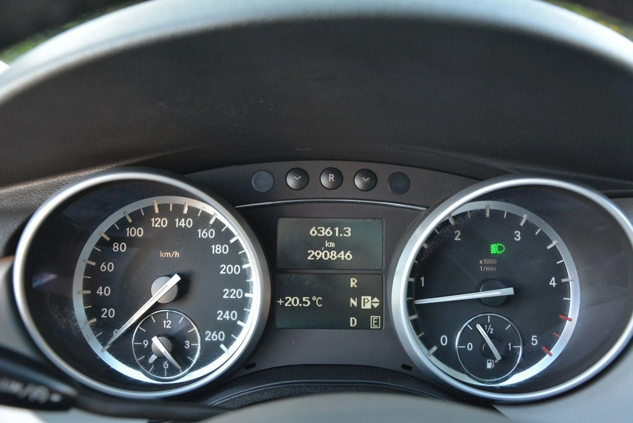 Mercedes R 350 - Zdjęcie 37