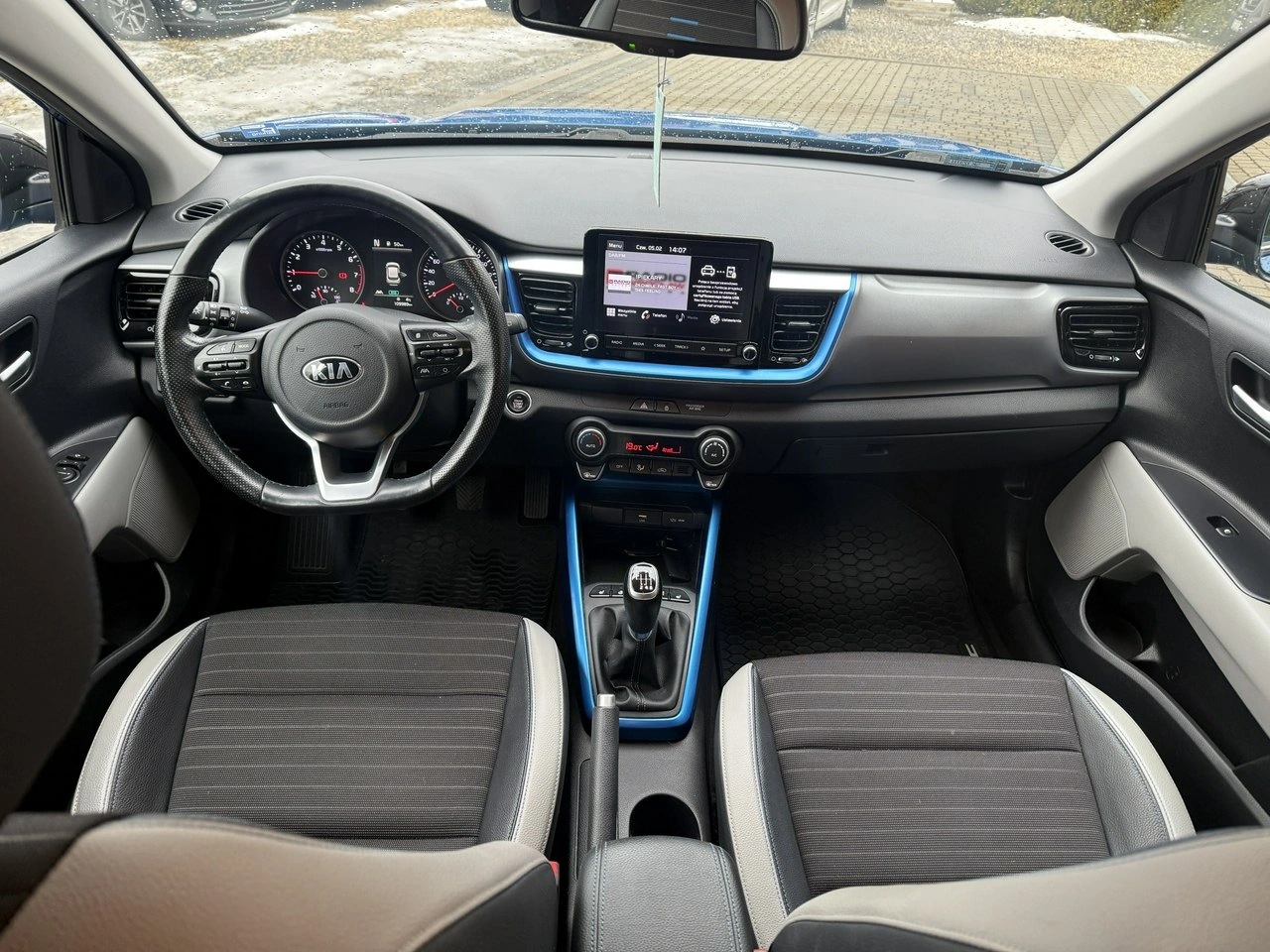 Kia Stonic - Zdjęcie 15