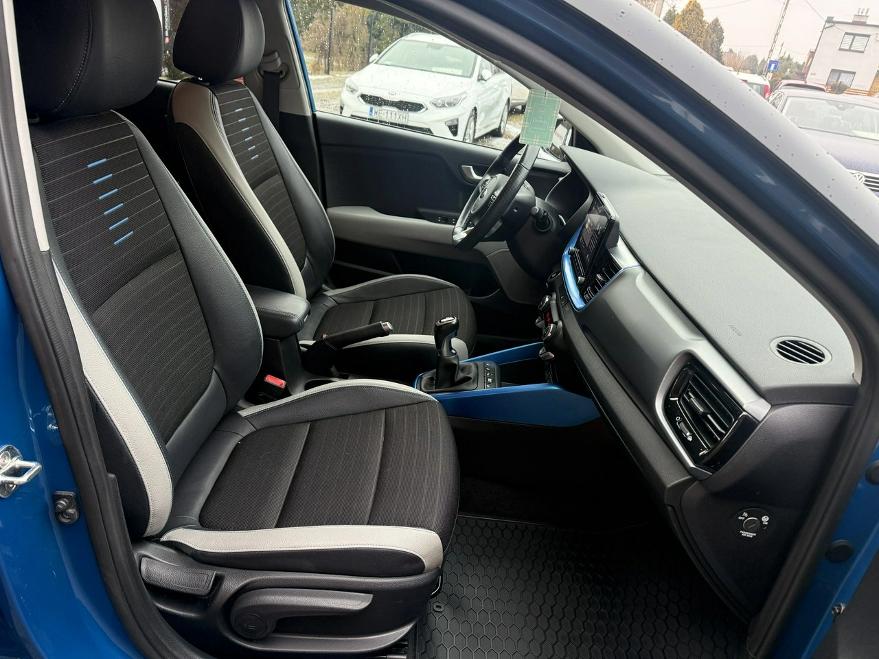 Kia Stonic - Zdjęcie 26