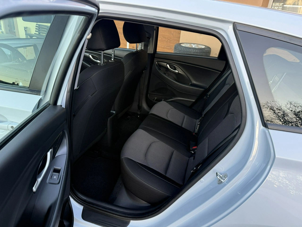 Hyundai i30 - Zdjęcie 25