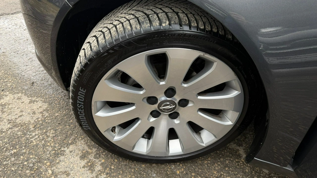 Opel Insignia - Zdjęcie 37