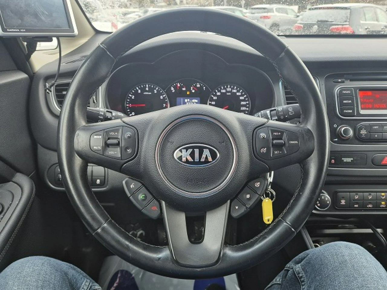 Kia Carens - Zdjęcie 12