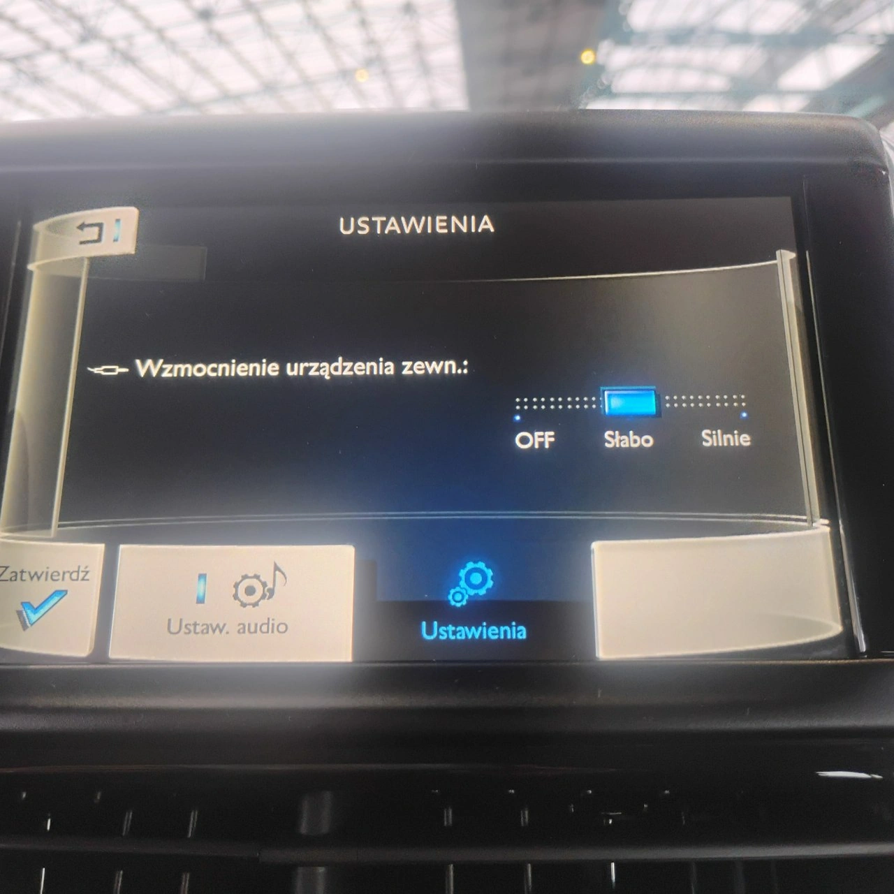 Peugeot 208 - Zdjęcie 23