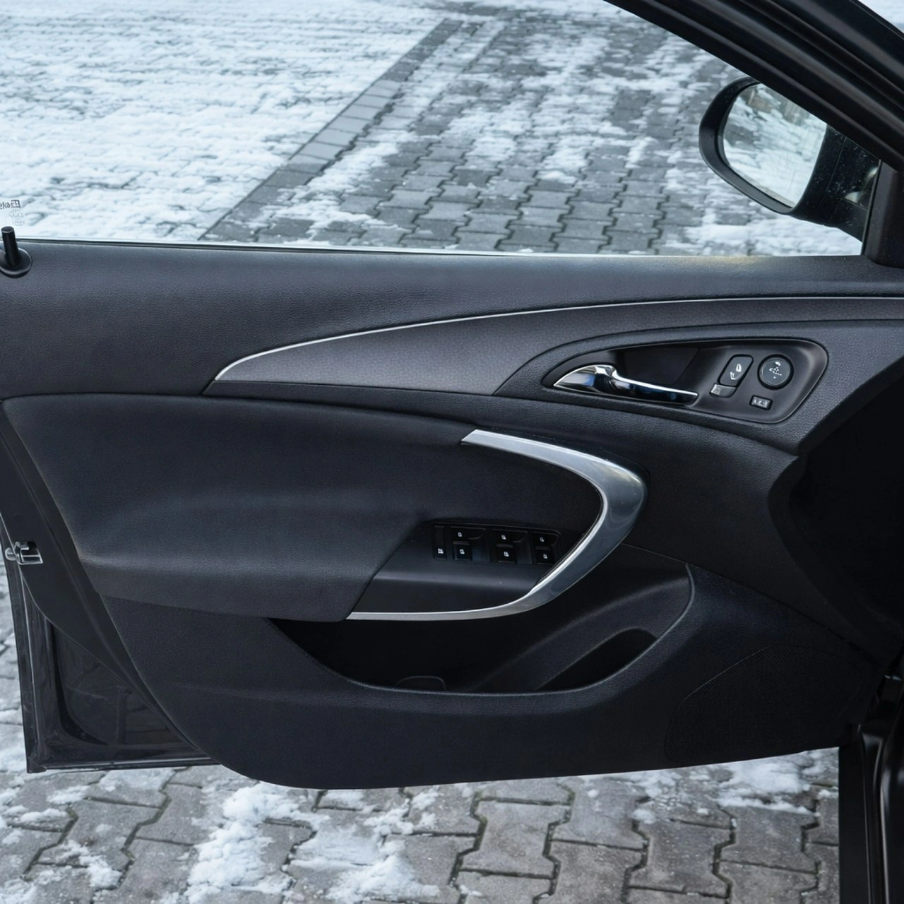 Opel Insignia - Zdjęcie 14