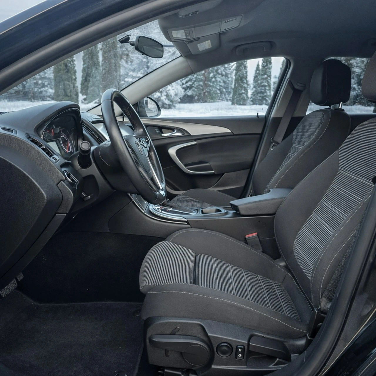 Opel Insignia - Zdjęcie 16