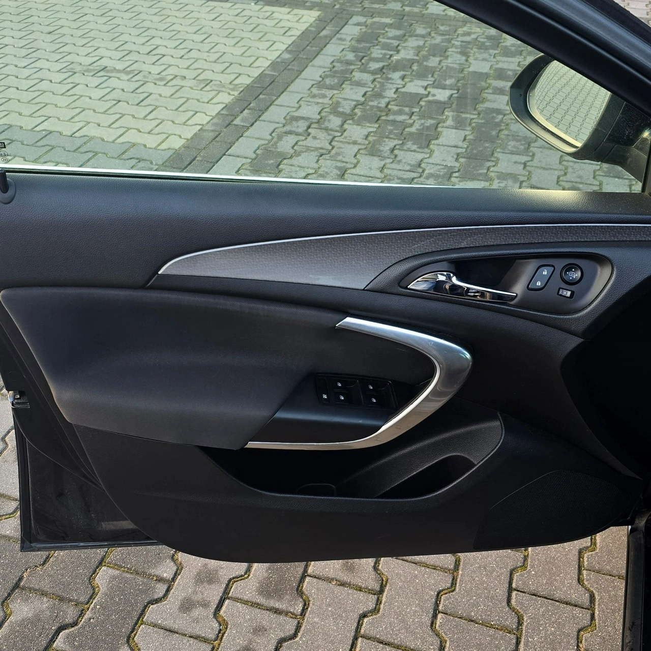 Opel Insignia - Zdjęcie 19