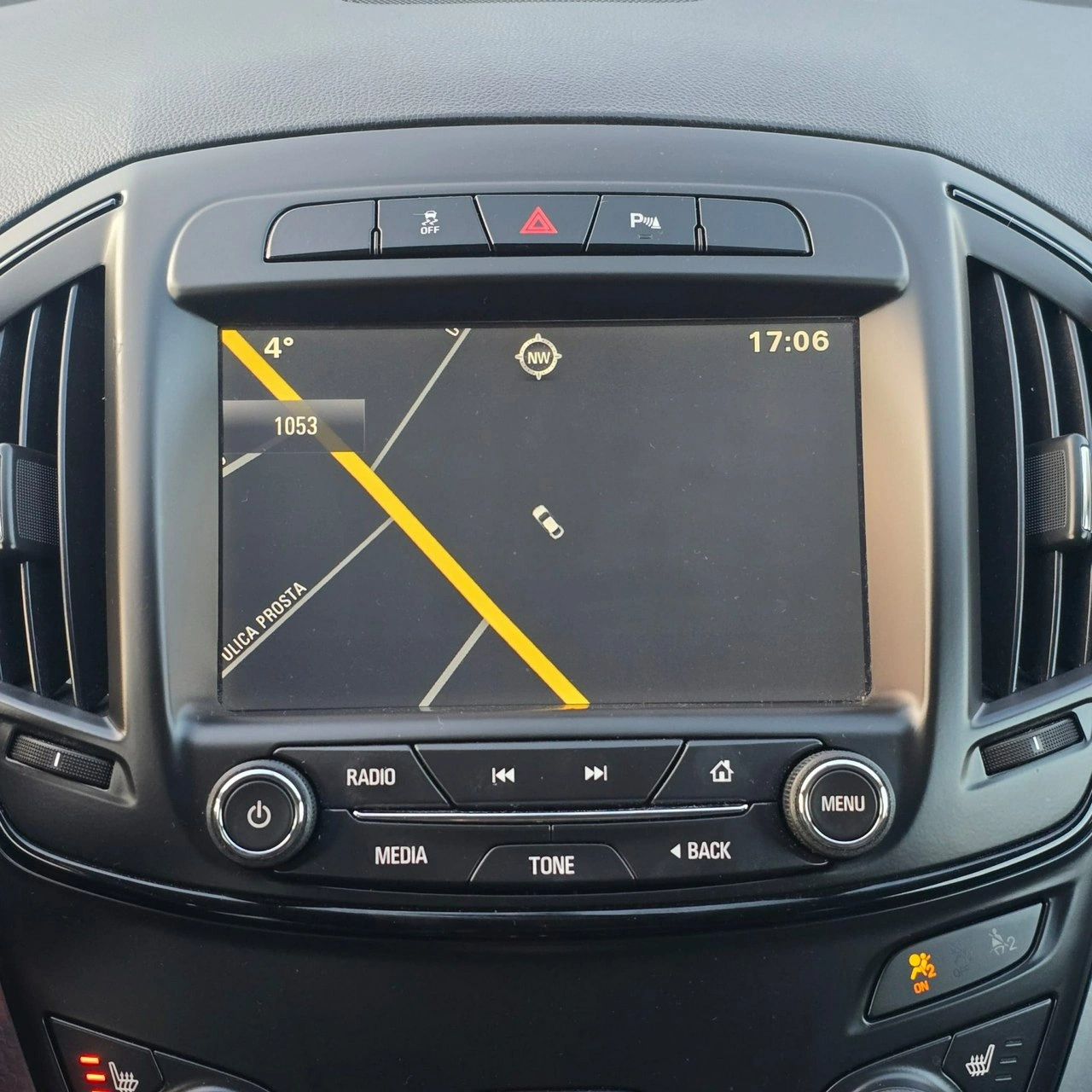 Opel Insignia - Zdjęcie 27