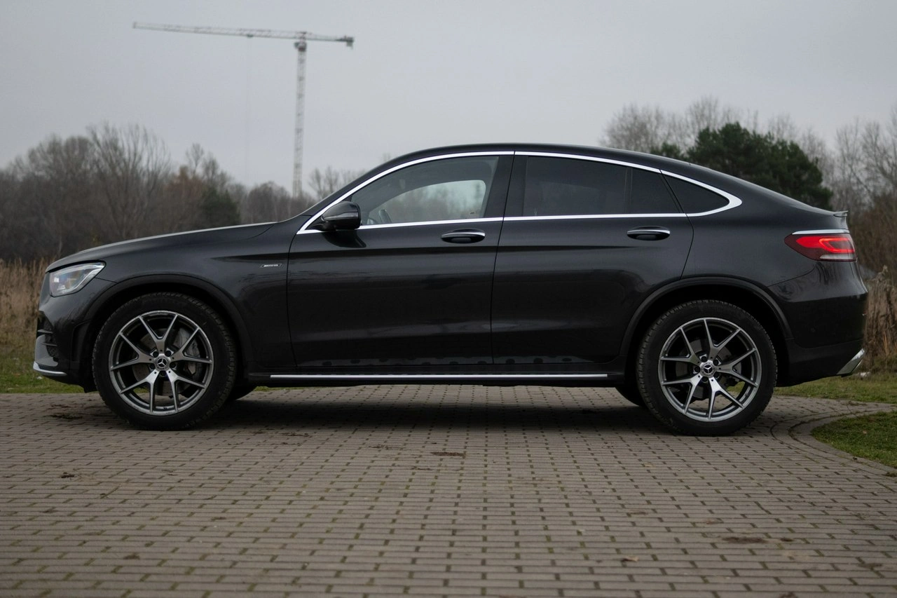 Mercedes GLC 300 - Zdjęcie 9
