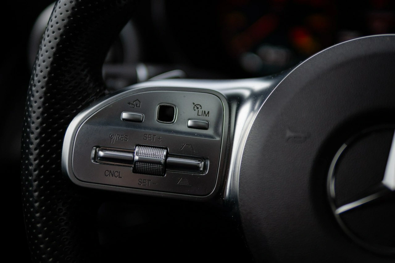 Mercedes GLC 300 - Zdjęcie 21