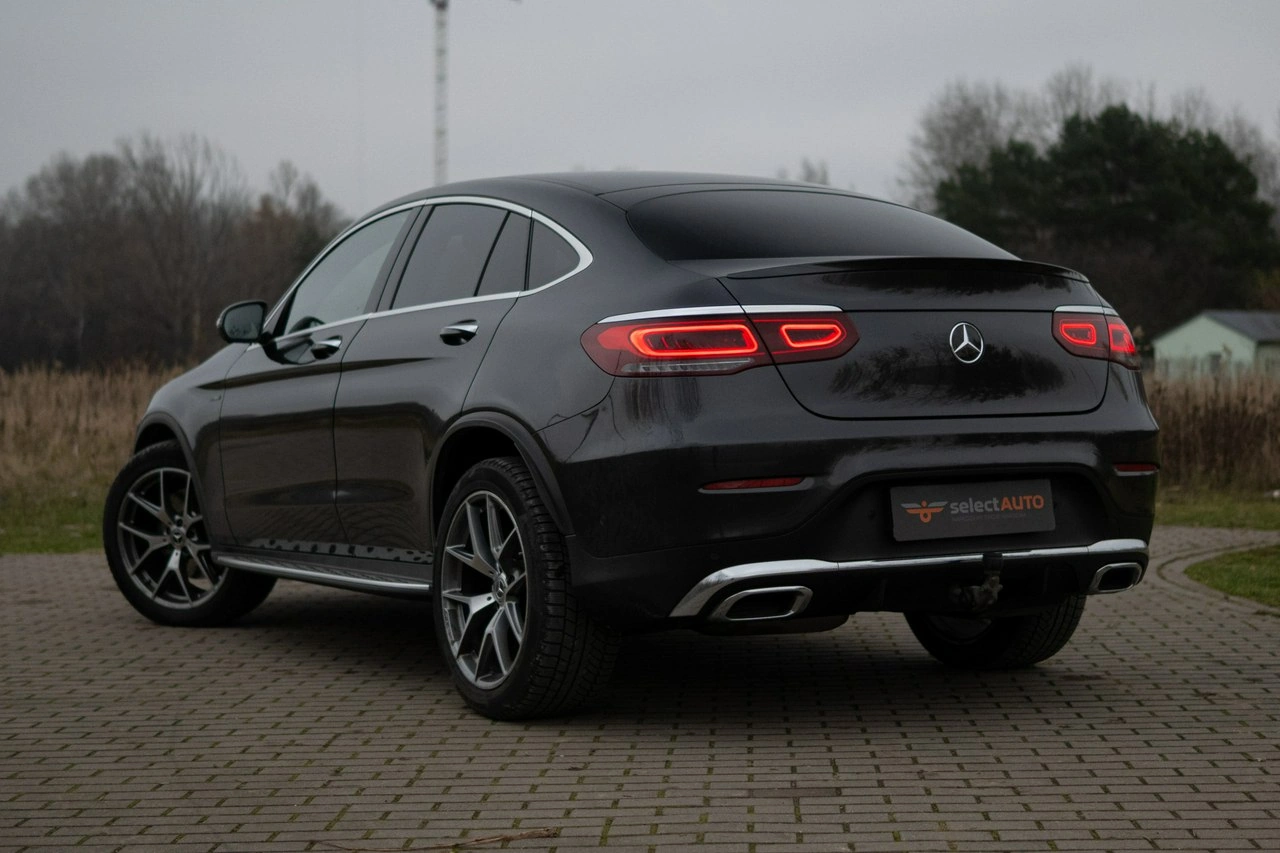 Mercedes GLC 300 - Zdjęcie 3