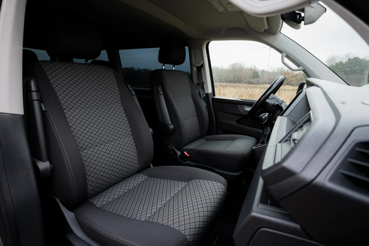 Volkswagen Multivan - Zdjęcie 20