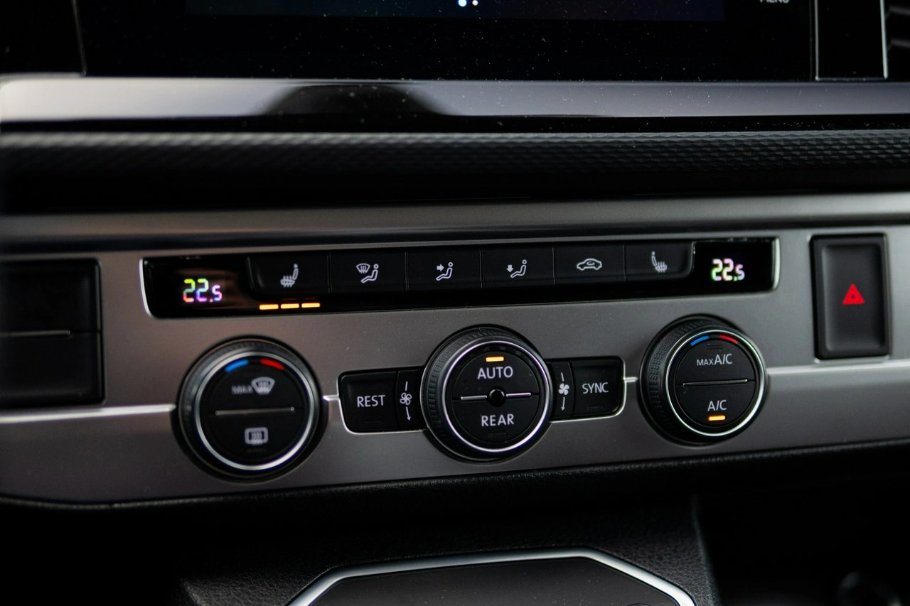 Volkswagen Multivan - Zdjęcie 29