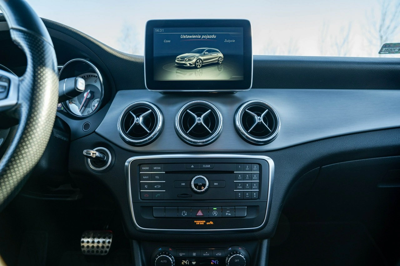 Mercedes CLA 200 - Zdjęcie 22