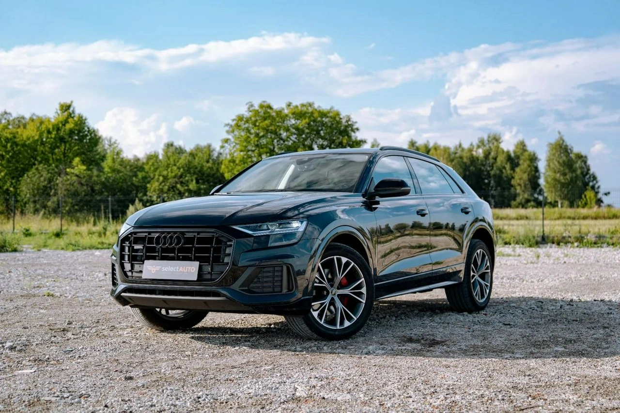 Audi Q8 - Główne zdjęcie