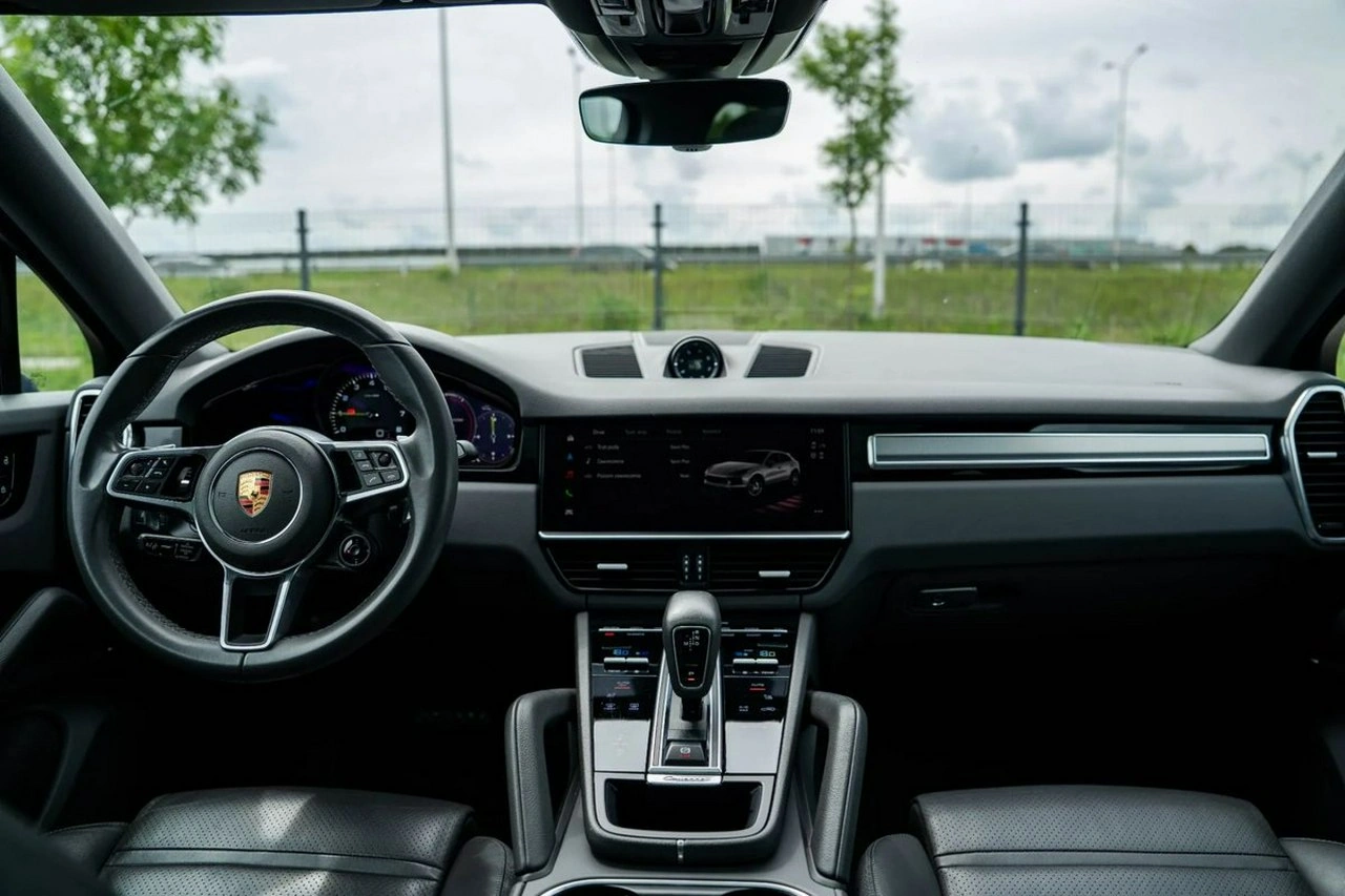 Porsche Cayenne - Zdjęcie 16