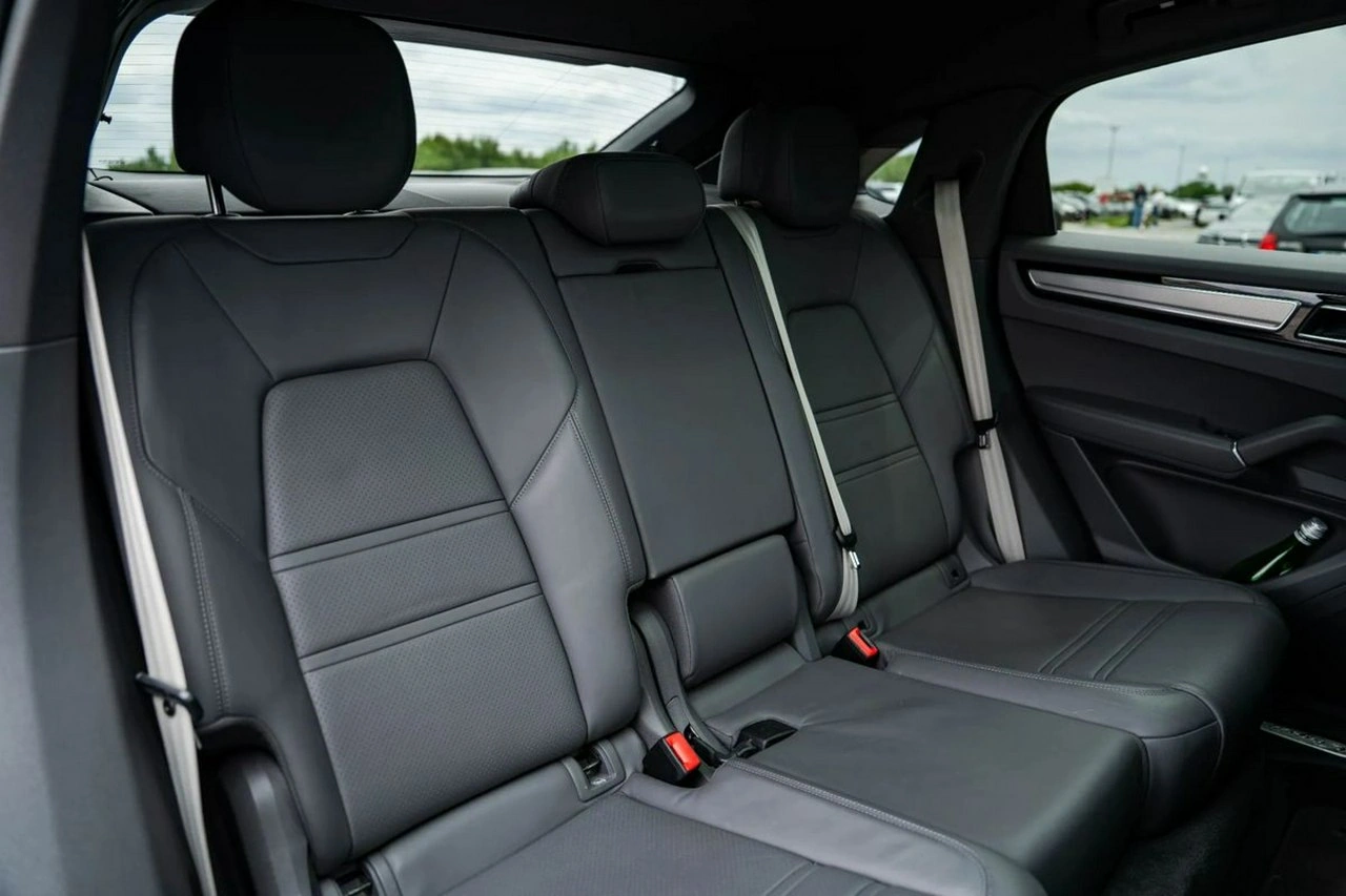 Porsche Cayenne - Zdjęcie 24