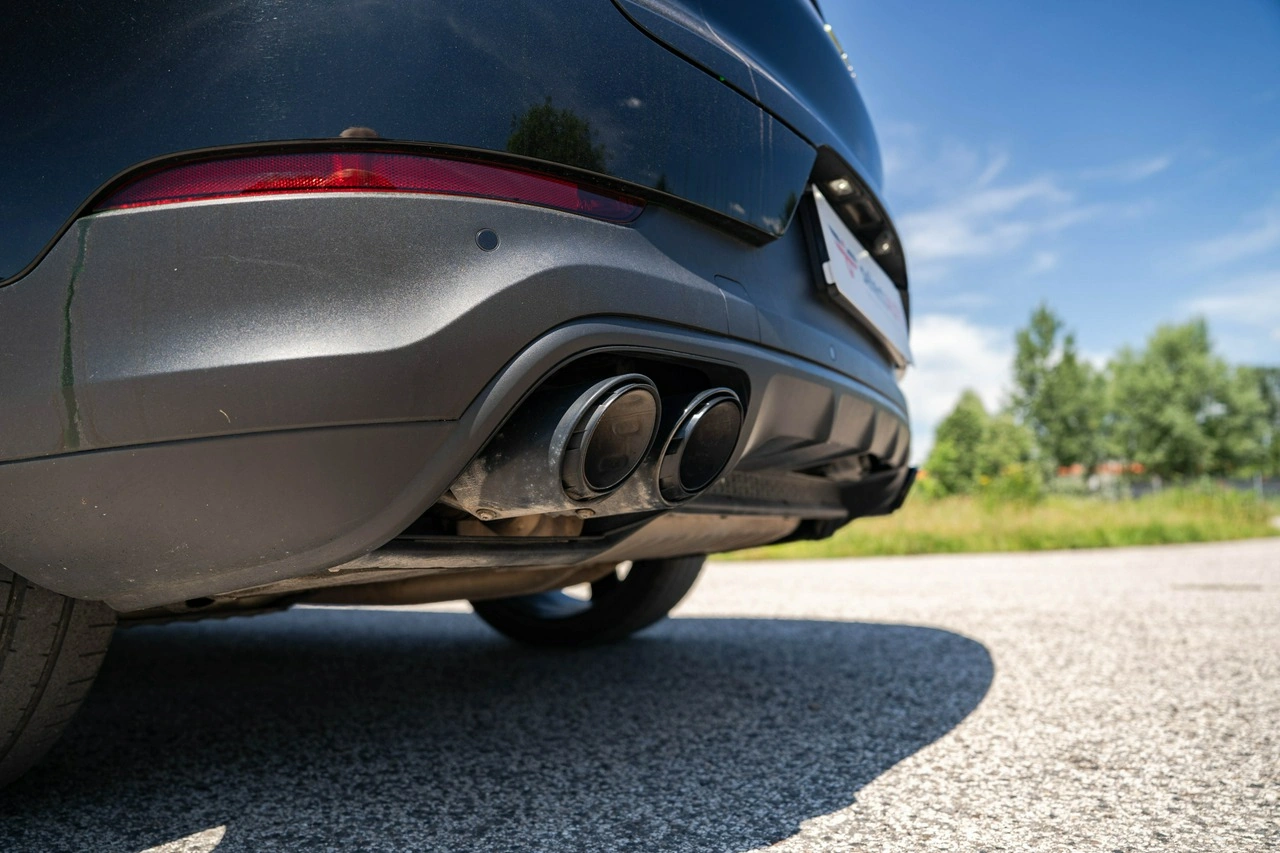 Porsche Cayenne - Zdjęcie 13