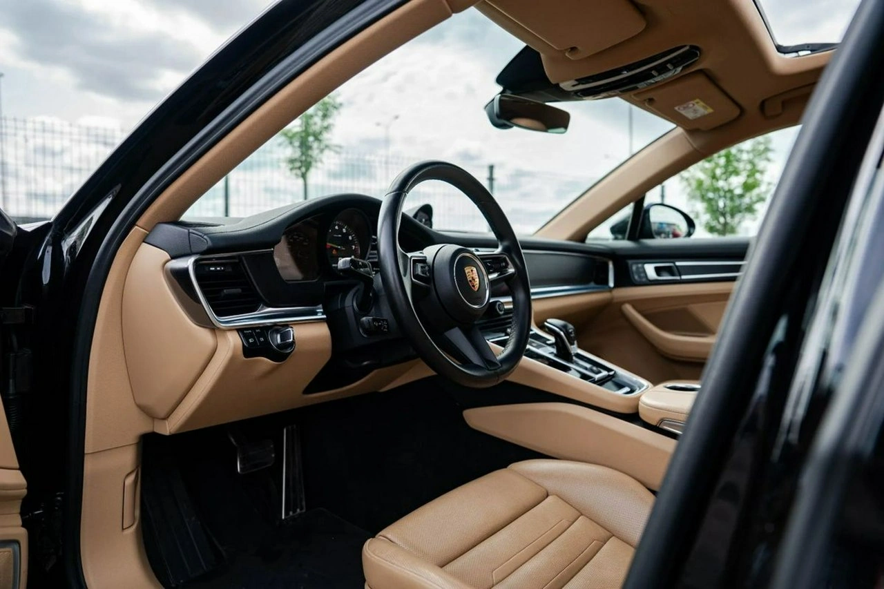 Porsche Panamera - Zdjęcie 17