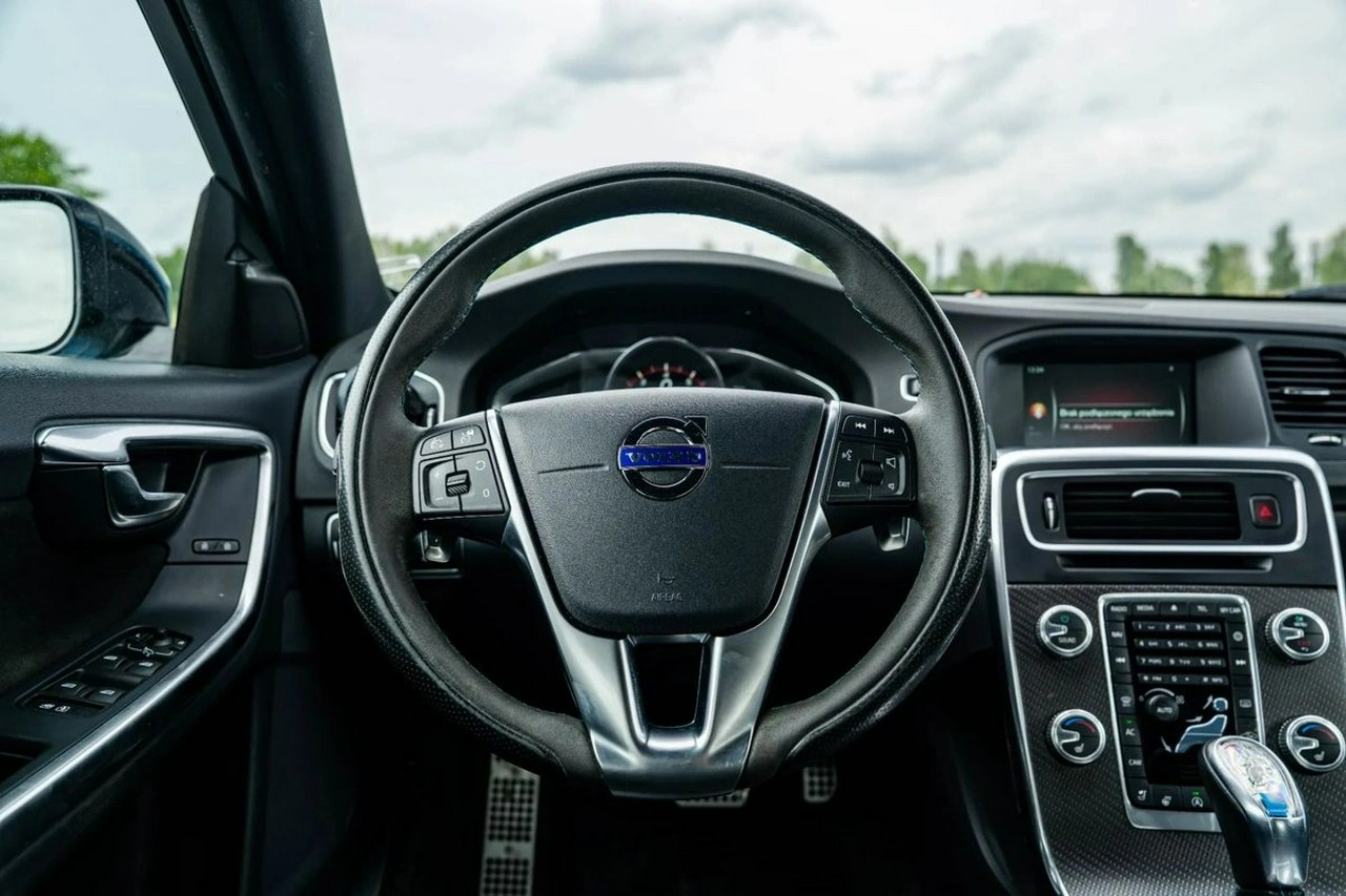 Volvo S60 - Zdjęcie 17