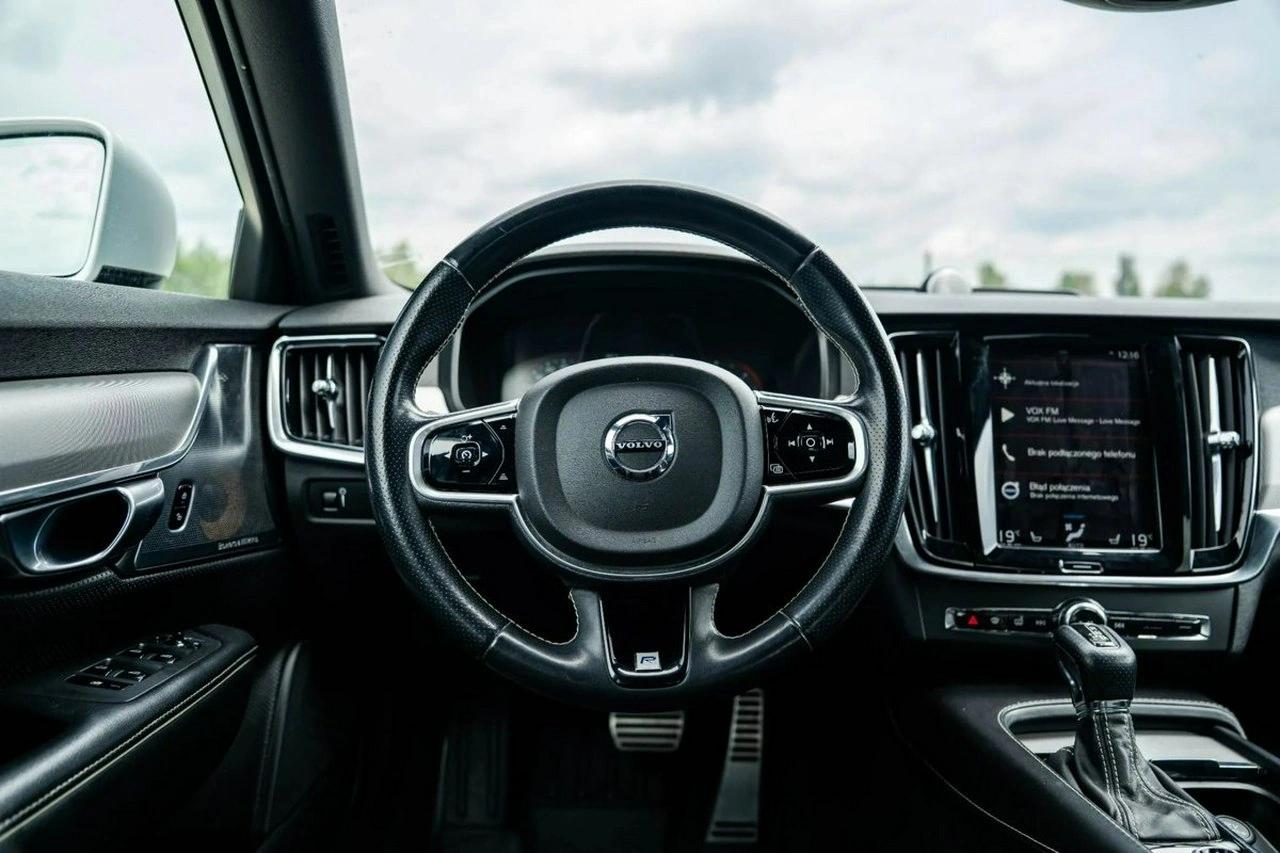 Volvo S90 - Zdjęcie 17