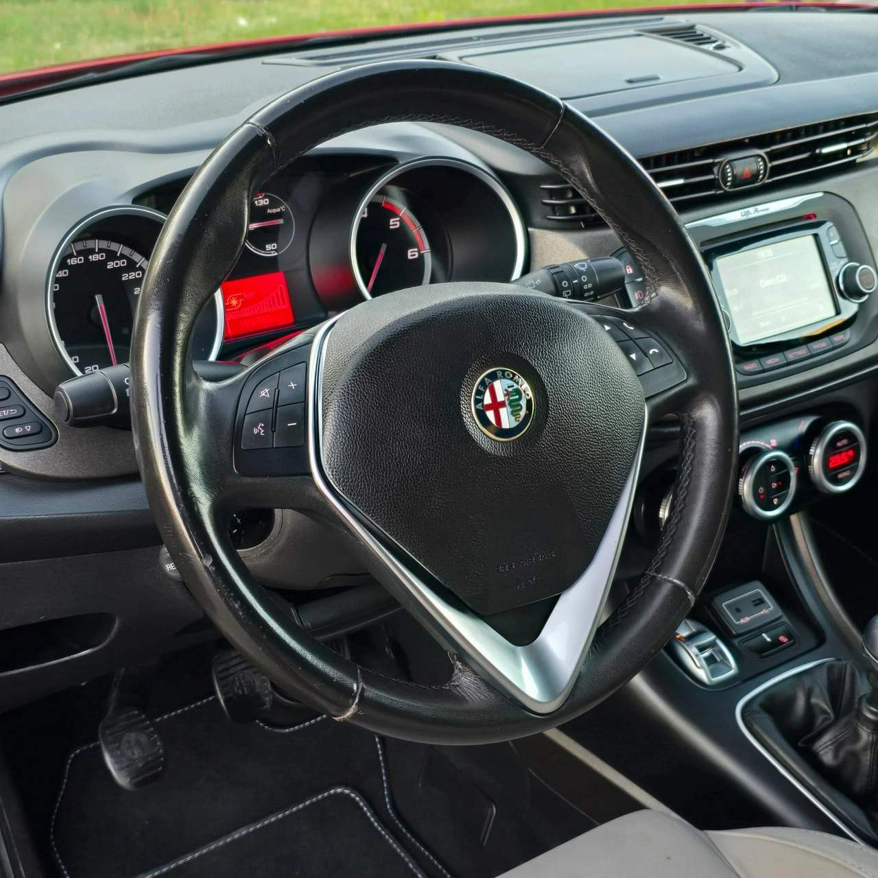 Alfa Romeo Giulietta - Zdjęcie 33