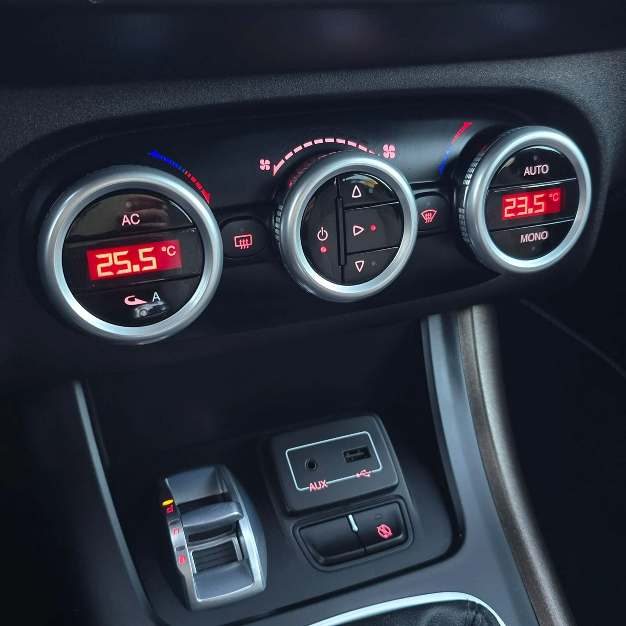 Alfa Romeo Giulietta - Zdjęcie 37