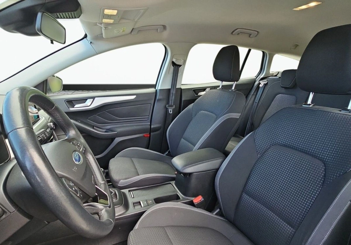 Ford Focus - Zdjęcie 10