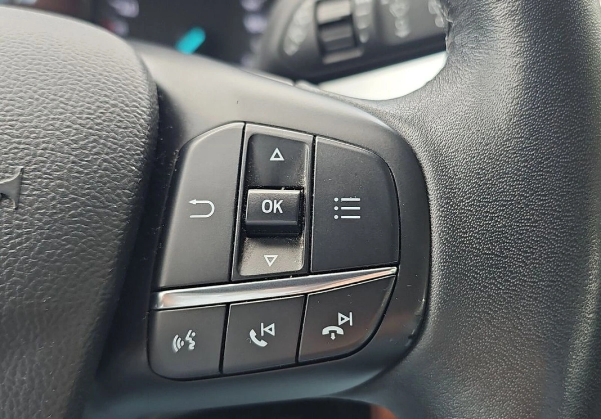 Ford Focus - Zdjęcie 17