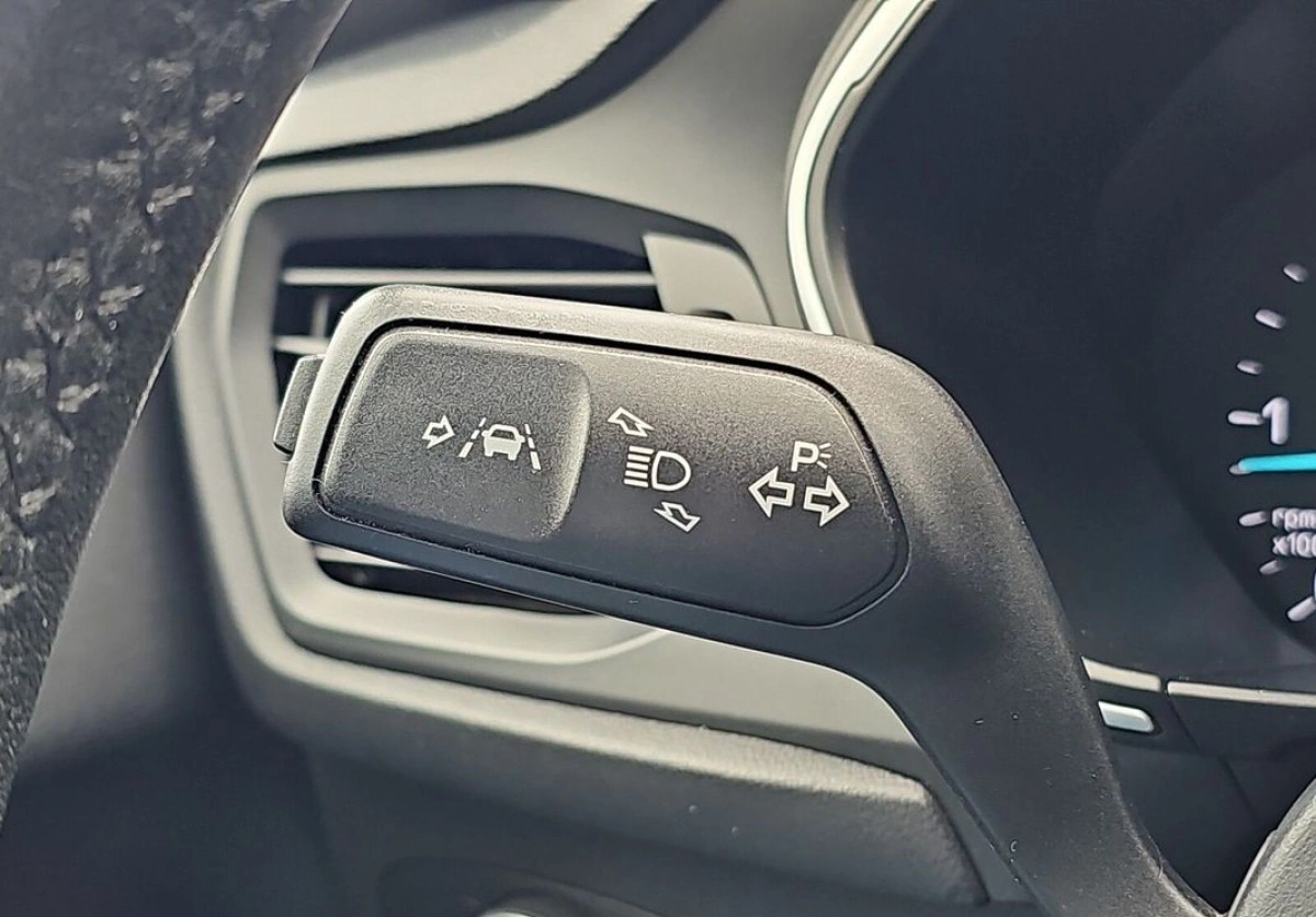 Ford Focus - Zdjęcie 18