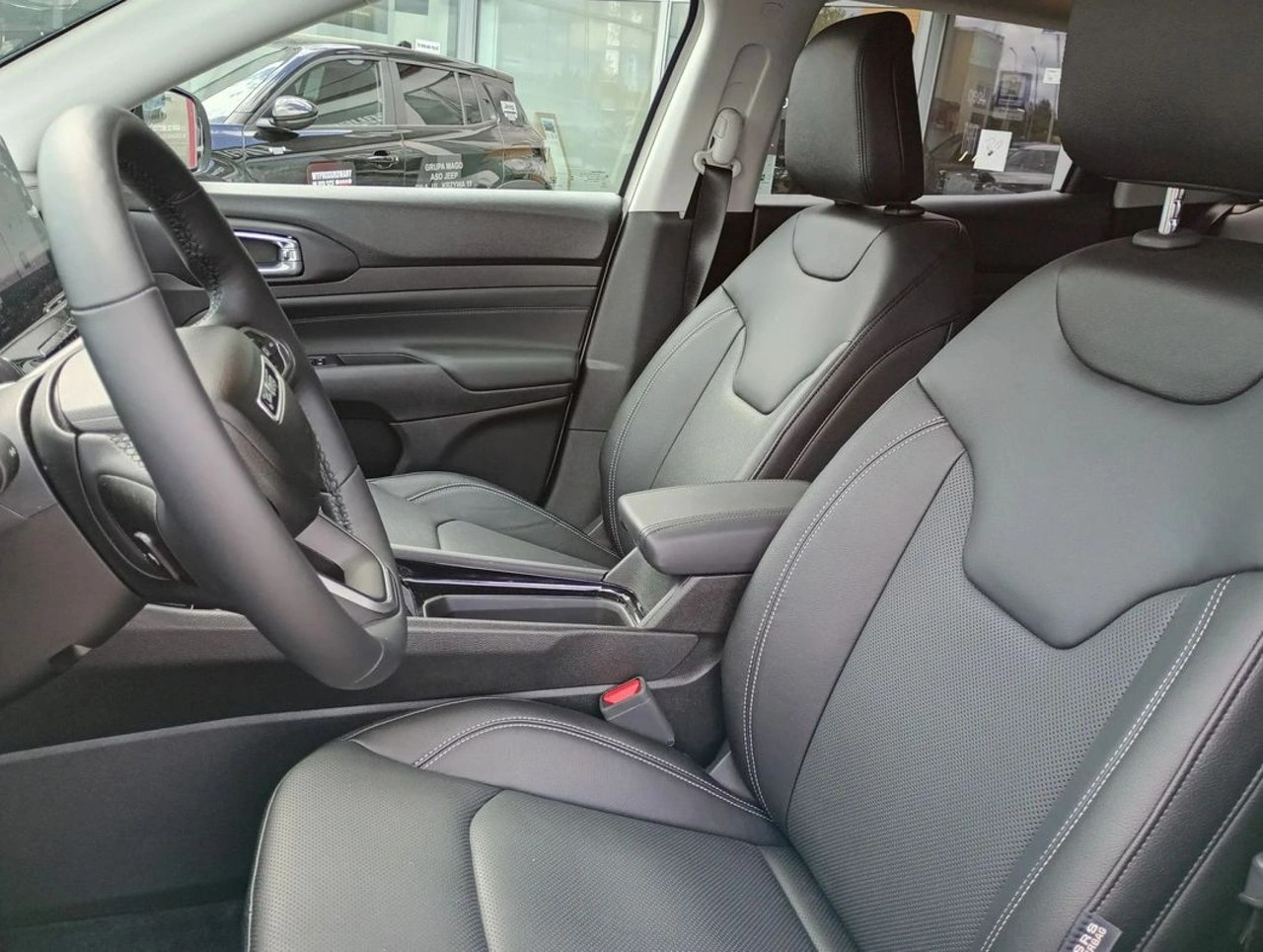 Jeep Compass - Zdjęcie 10