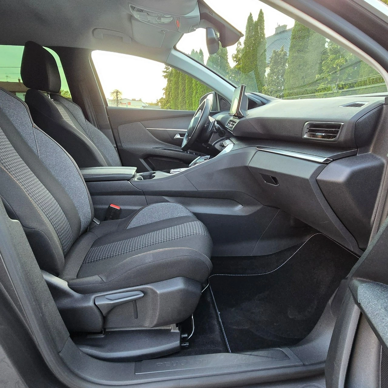 Peugeot 5008 - Zdjęcie 23