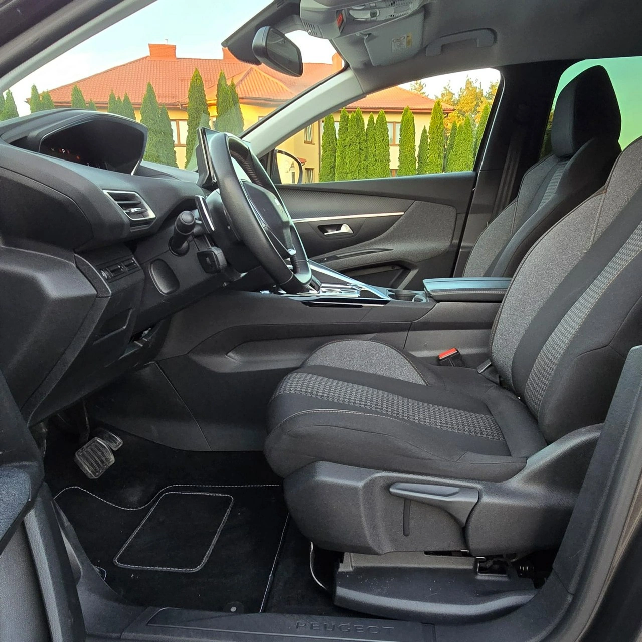 Peugeot 5008 - Zdjęcie 28