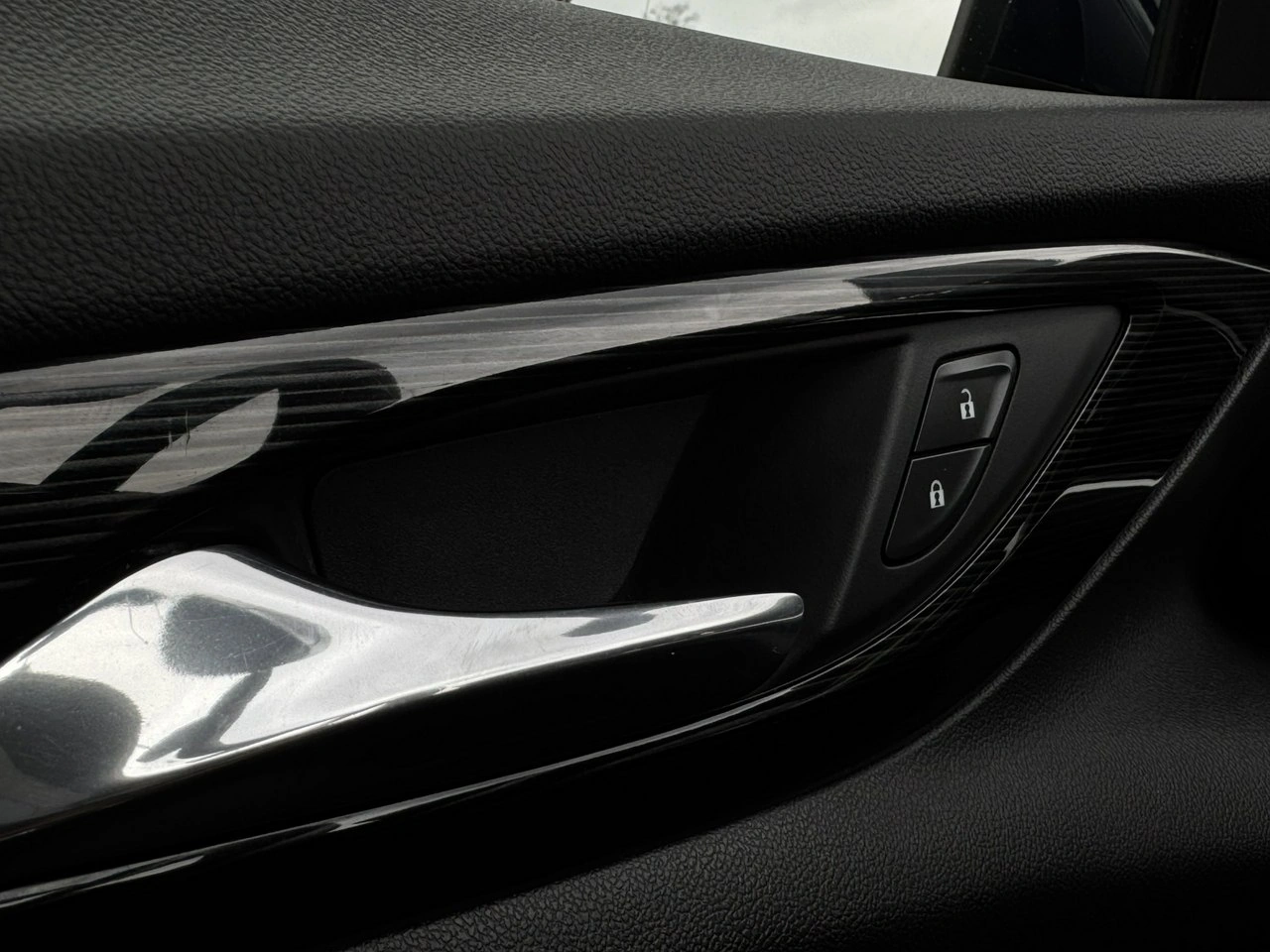 Opel Insignia - Zdjęcie 24