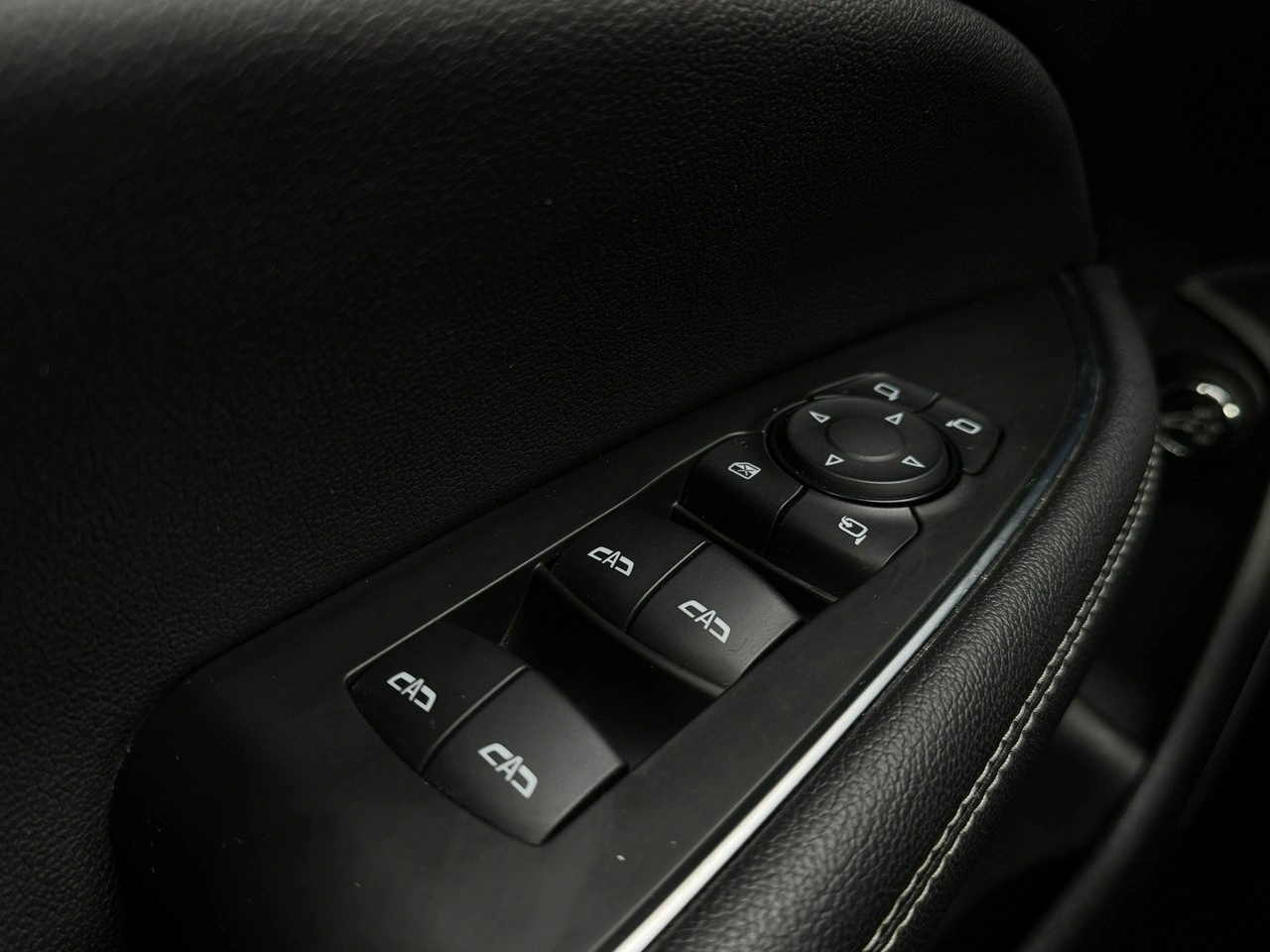 Opel Insignia - Zdjęcie 30